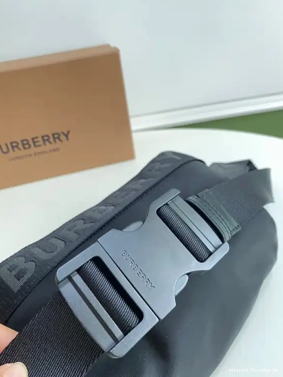 Official First Bag Ru Bag Bum BURBERRY 0506
